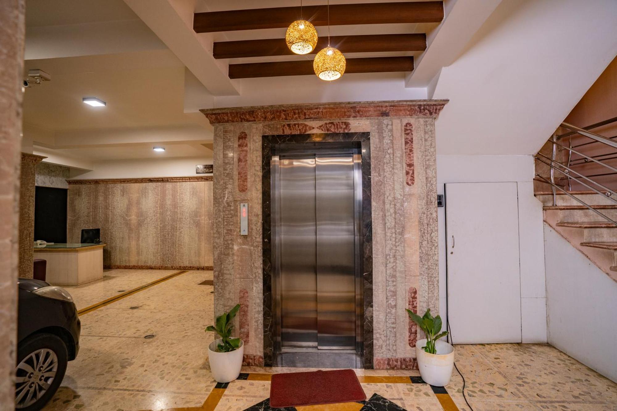 Ss Mystic Apartotel Bangalore Exterior foto